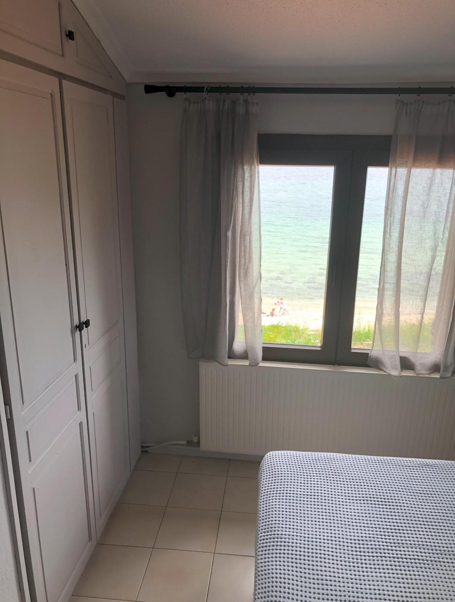 Palio Beach House Palaiontsiflikion Exterior photo